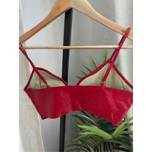 Anthropologie Red Faux Leather Crop Top Honey Punch Small Romantic Cherry Vibe‎ - Picture 5 of 7
